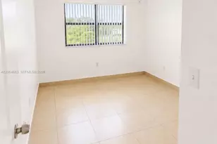 7235 NW 179th St, Hialeah, FL 33015 - Photo 9