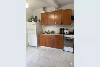 2118 NW 86th St, Miami, FL 33147 - Photo 9