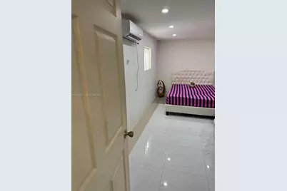 2118 NW 86th St, Miami, FL 33147 - Photo 3