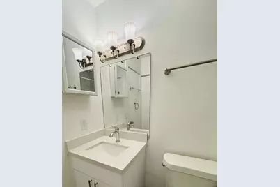 6375 W 22nd Ct #204, Hialeah, FL 33016 - Photo 5