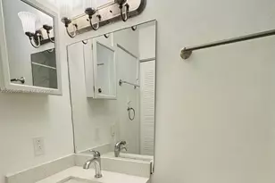6375 W 22nd Ct, Hialeah, FL 33016 - Photo 5
