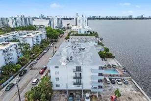 1820 S Treasure Dr, North Bay Village, FL 33141 - Photo 1