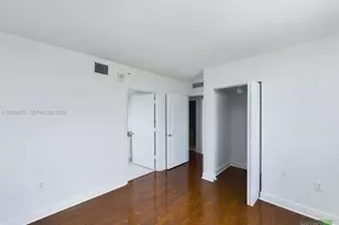 60 NW 37th Ave, Miami, FL 33125 - Photo 13