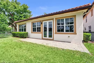 10340 Lake Vista Ct, Parkland, FL 33076 - Photo 17