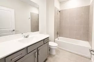 10691 NW Wilgrove Ln, Port Saint Lucie, FL 34987 - Photo 5
