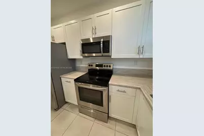 768 NE 206th Ter #768, Miami, FL 33179 - Photo 5