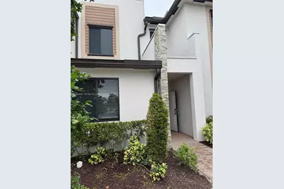 768 NE 206th Ter #768, Miami, FL 33179 - Photo 25