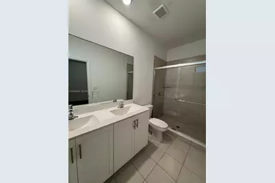 768 NE 206th Ter #768, Miami, FL 33179 - Photo 11