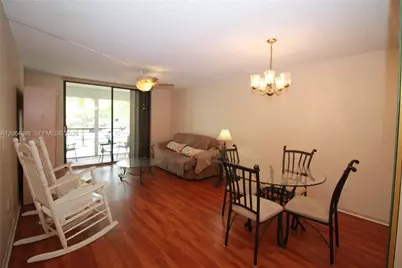 900 Colony Point Cir #216, Pembroke Pines, FL 33026 - Photo 3