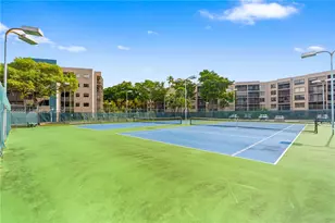900 Colony Point Cir, Pembroke Pines, FL 33026 - Photo 27