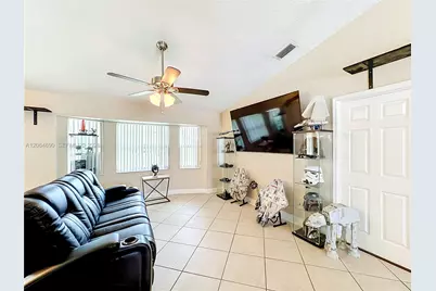 518 SW Lacroix Ave, Port Saint Lucie, FL 34953 - Photo 15