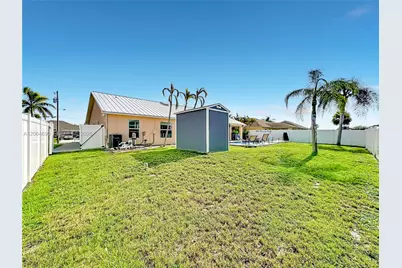 518 SW Lacroix Ave, Port Saint Lucie, FL 34953 - Photo 59
