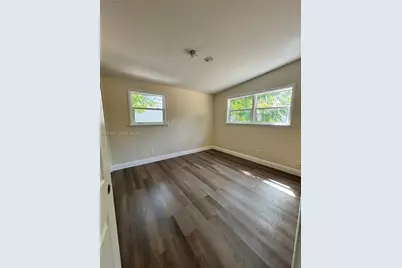 5442 Fourth Ave, Fort Myers, FL 33907 - Photo 17