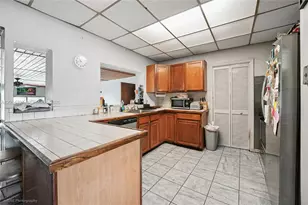 350 To to Lo Chee Dr, Hialeah, FL 33010 - Photo 19