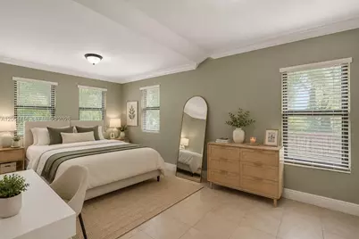 930 NE 132nd St, North Miami, FL 33161 - Photo 15