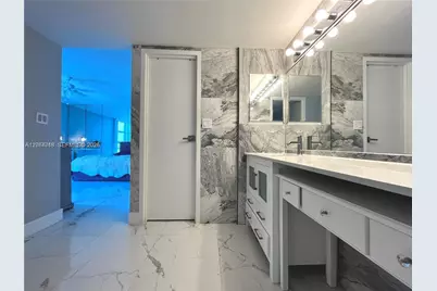100 Bayview Dr #1827, Sunny Isles Beach, FL 33160 - Photo 15
