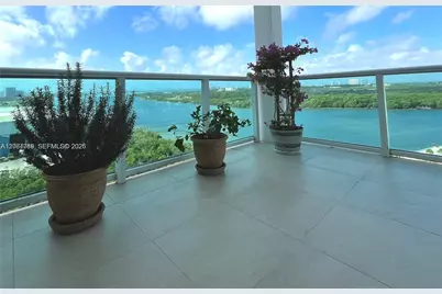 100 Bayview Dr #1827, Sunny Isles Beach, FL 33160 - Photo 1
