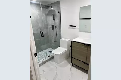 9990 NW 9th St Cir #102, Miami, FL 33172 - Photo 19