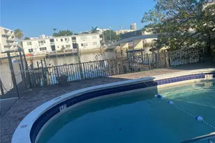 8101 Crespi Blvd, Miami Beach, FL 33141 - Photo 17