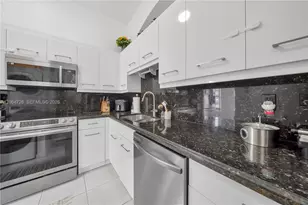16220 SW 101st Terrace, Miami, FL 33196 - Photo 5