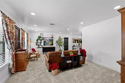 5680 SW 9th St, Plantation, FL 33317 - Photo 7