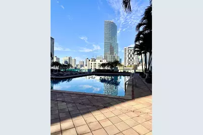 31 SE 5th St #4214, Miami, FL 33131 - Photo 25