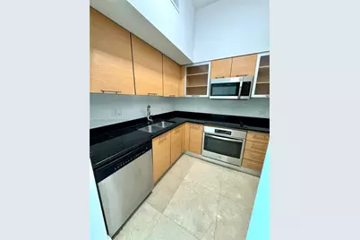 31 SE 5th St #4214, Miami, FL 33131 - Photo 7