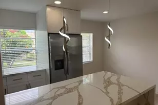 862 Flanders R, Delray Beach, FL 33484 - Photo 3