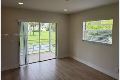 862 Flanders R #862, Delray Beach, FL 33484 - Photo 7
