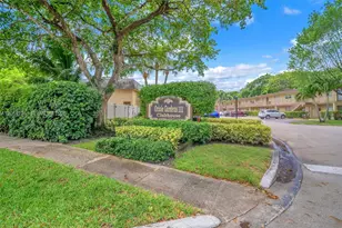301 NW 76th Ave, Margate, FL 33063 - Photo 27