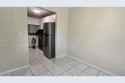 9092 NW 40th St #4, Coral Springs, FL 33065 - Photo 5