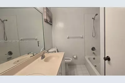 9092 NW 40th St #4, Coral Springs, FL 33065 - Photo 17