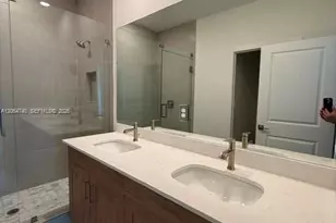 7264 SW 46, Davie, FL 33314 - Photo 7