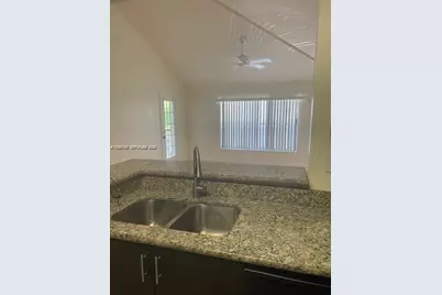 4058 NW 87th Ave #4058, Sunrise, FL 33351 - Photo 3