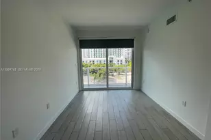 321 NE 26th St, Miami, FL 33137 - Photo 15