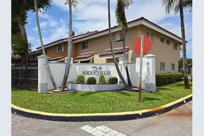 560 NW 82nd Pl #306, Miami, FL 33126 - Photo 1