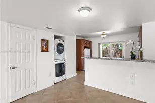560 NW 82nd Pl, Miami, FL 33126 - Photo 13