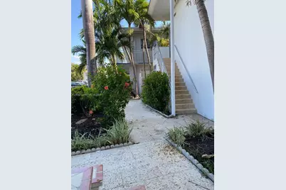 7435 Byron Ave #5, Miami Beach, FL 33141 - Photo 17