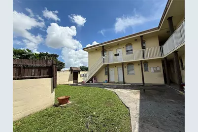 6415 NW 17th Ave, Miami, FL 33147 - Photo 9