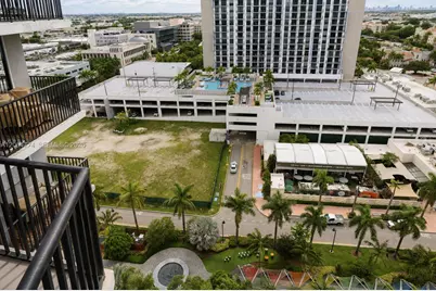 5300 E Paseo Blvd #1409, Doral, FL 33166 - Photo 23