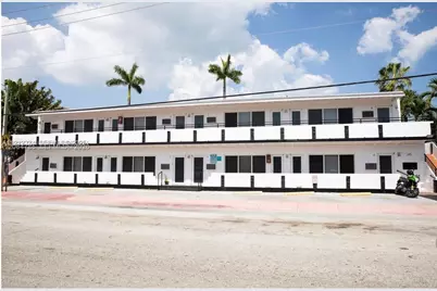 345 85th St #8, Miami Beach, FL 33141 - Photo 9
