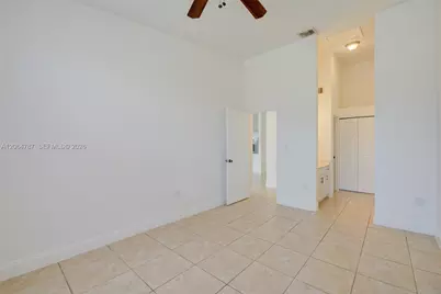 6707 NW 193rd Ln #0, Hialeah, FL 33015 - Photo 21