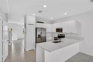 12123 NW 23rd Ct, Miami, FL 33167 - Photo 7