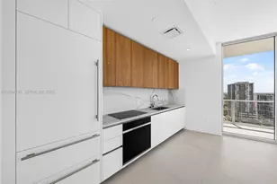 1400 Biscayne Blvd, Miami, FL 33132 - Photo 13