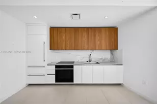 1400 Biscayne Blvd, Miami, FL 33132 - Photo 11