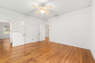 717 NE Boulevard, Gainesville, FL 32601 - Photo 9