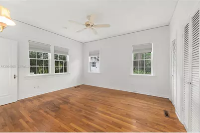 717 NE Boulevard, Gainesville, FL 32601 - Photo 7