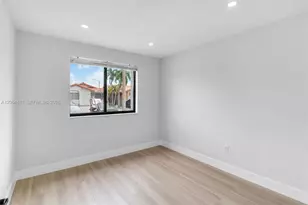 2523 W 65th St, Hialeah, FL 33016 - Photo 15