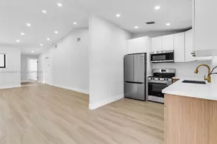 2523 W 65th St, Hialeah, FL 33016 - Photo 13