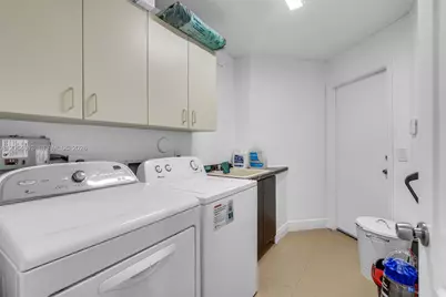 1051 Deerpath Ct, Weston, FL 33326 - Photo 21